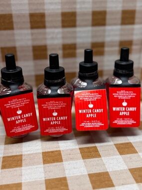 NWT (4) B&BW/WHITE BARN Winter Candy Apple Wallflower refills